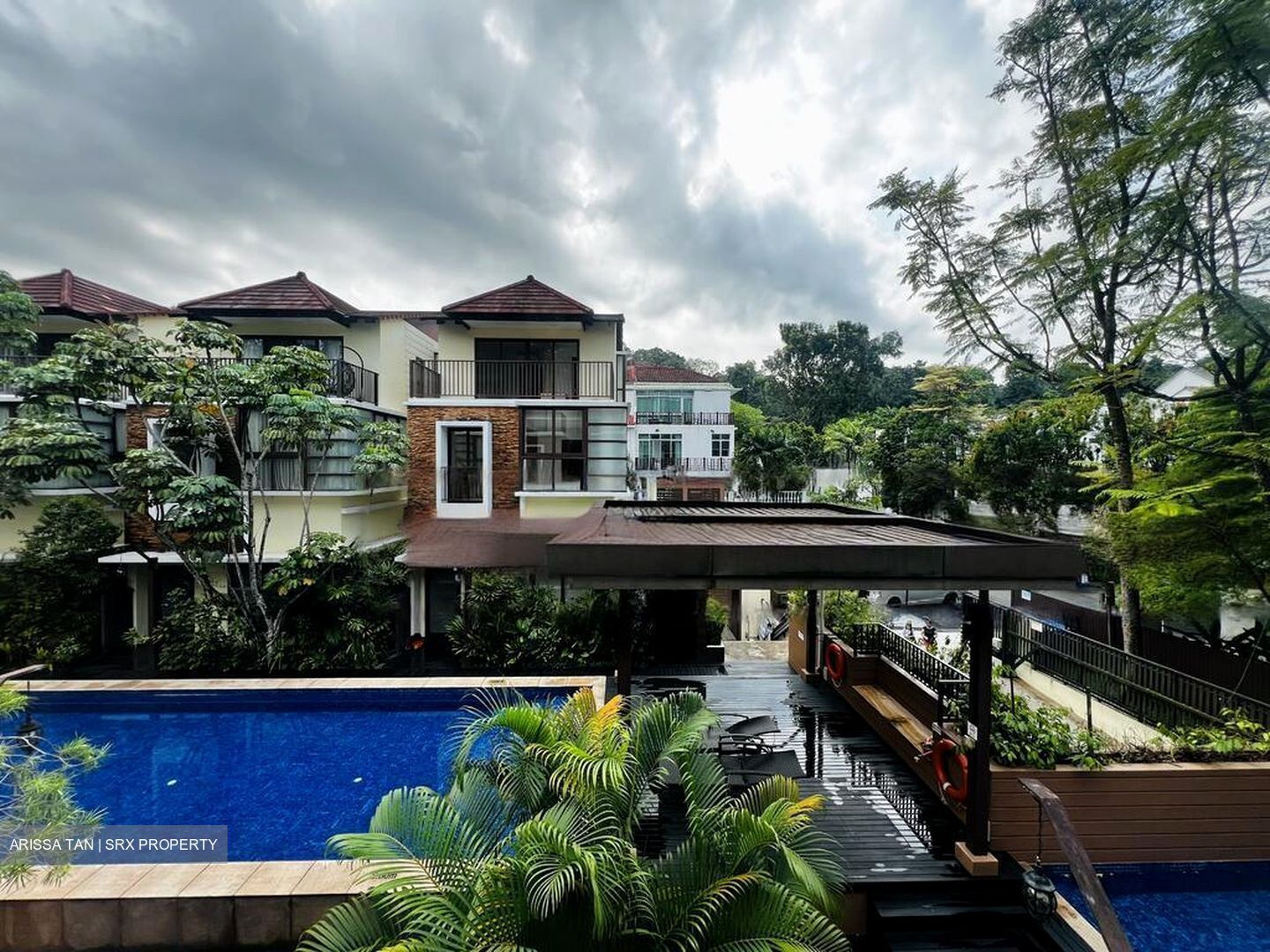 Lornie Road (D11), Terrace #484465751